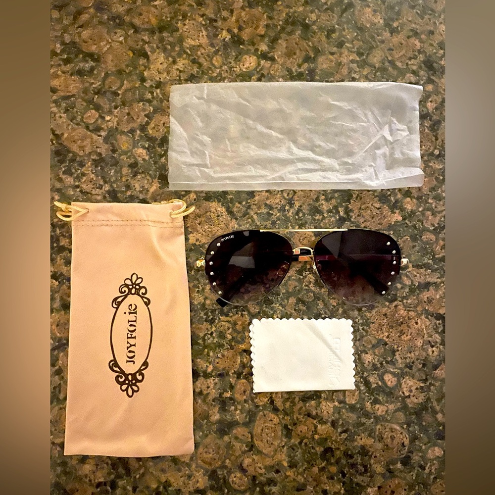 Joyfolie Black and Gold Women's Sunglasses